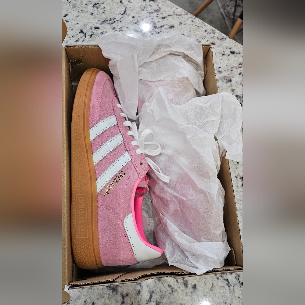 Adidas Originals Handball Spezial "Lucid  Pink and White Sneakers. Wsize 7.5 - Picture 8 of 9